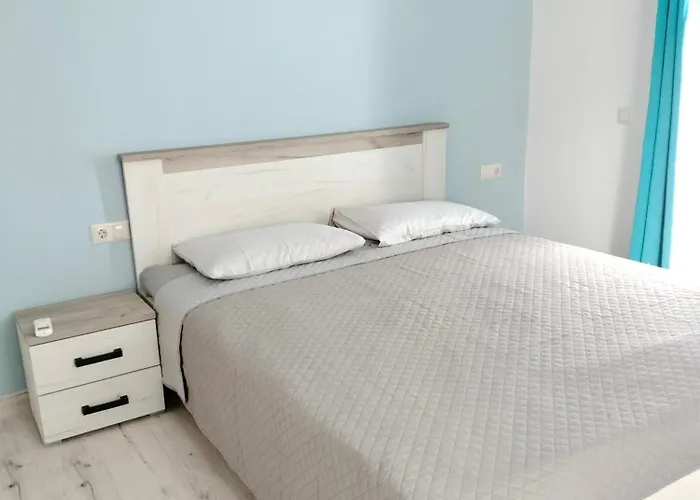 Spiti Klementina Benitses (Corfu)