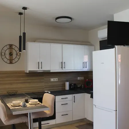 Spiti Klementina * Benitses (Corfu)