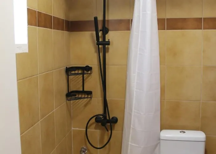 Spiti Klementina Бенитсес