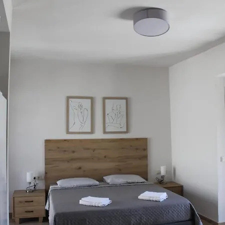 Spiti Klementina * 贝尼蔡斯