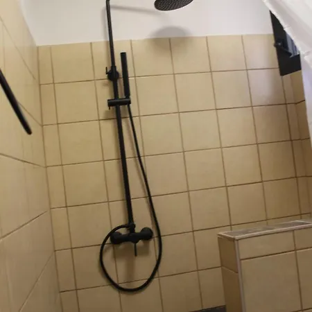 Spiti Klementina * 贝尼蔡斯